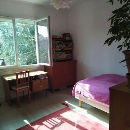 Holiday home Maison De Avec Jardin